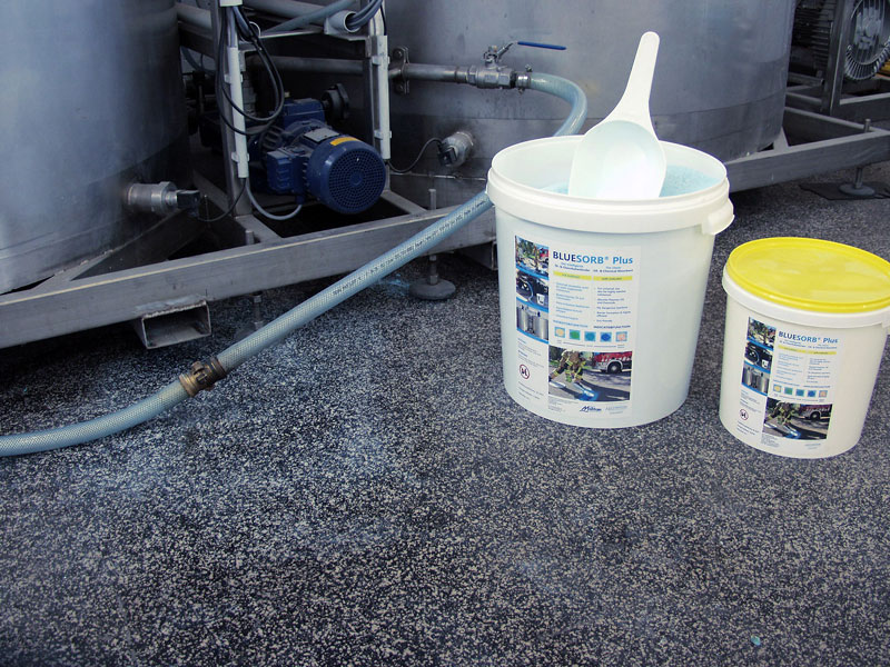 Polymere Flockungsmittel binden: Bindemittel BLUESORB Plus - BLUESORB® Plus - Der intelligente Flockungsmittelbinder © BIOMONTAN GmbH